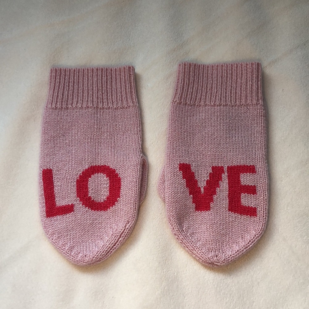 Little Lisa Perry Love Cashmere Mittens Pink Red Tones Size 6/8 Limited Edition